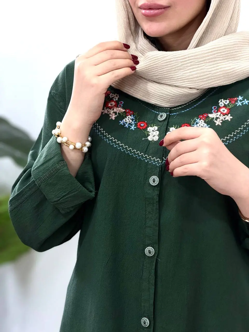 مانتو گلدوزی آیسو ساحل